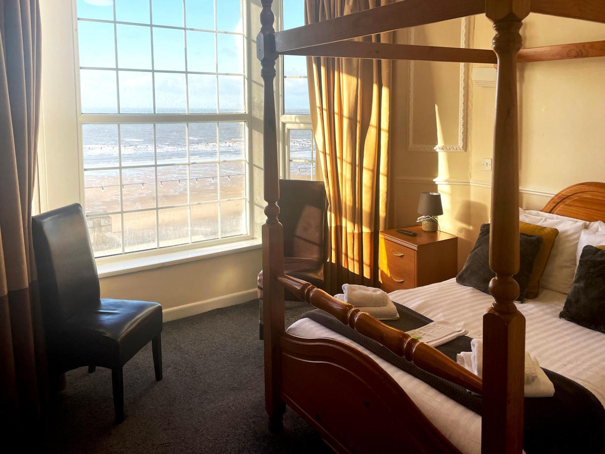 The President Hotel Blackpool Esterno foto